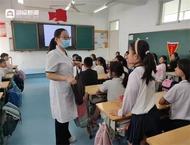 潍城区青年路小学举行青少年脊柱侧弯防治宣讲(图4)